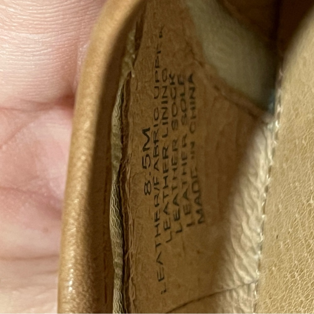 Antonio Melani Cannice Studded Flats - Size 8.5 - Picture 13 of 13